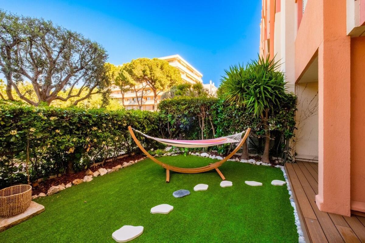 Le Riviera - Plage - Terrasse - Parking - Arrivée Autonome Cagnes-sur-Mer Exterior foto